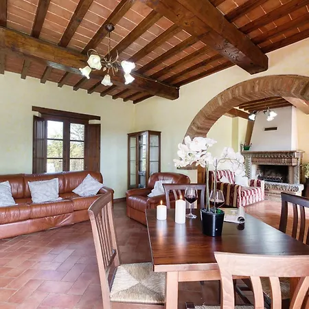 Casale Cinque Valli 8 *