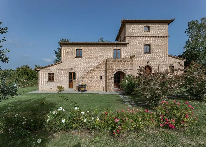 Casale Cinque Valli 8 *