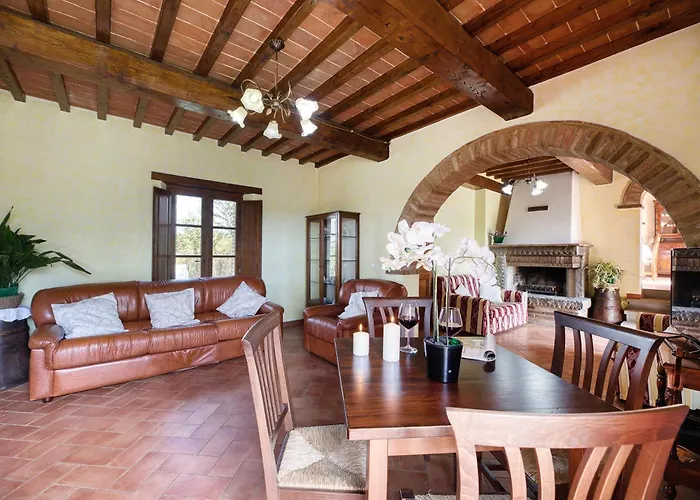 Casale Cinque Valli 8 *