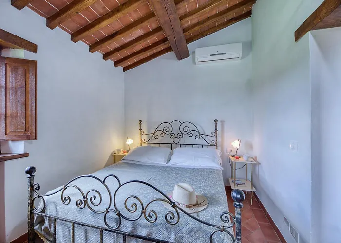 Villa Casale Cinque Valli 8