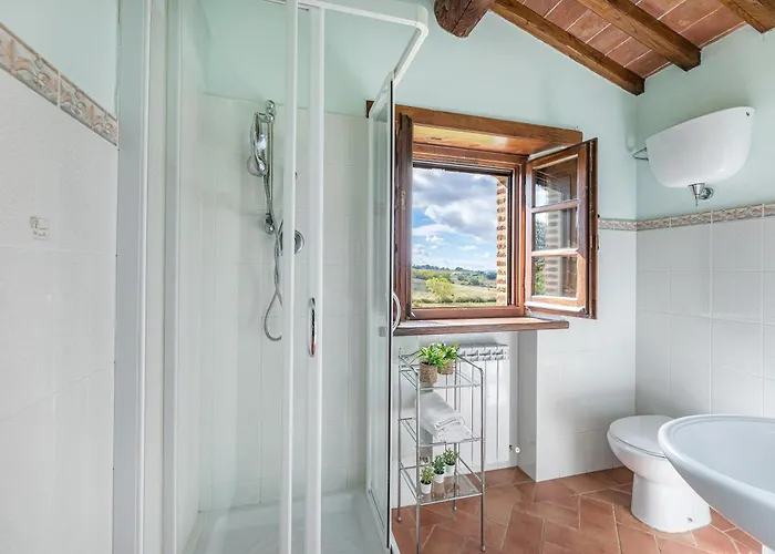 Casale Cinque Valli 8 *